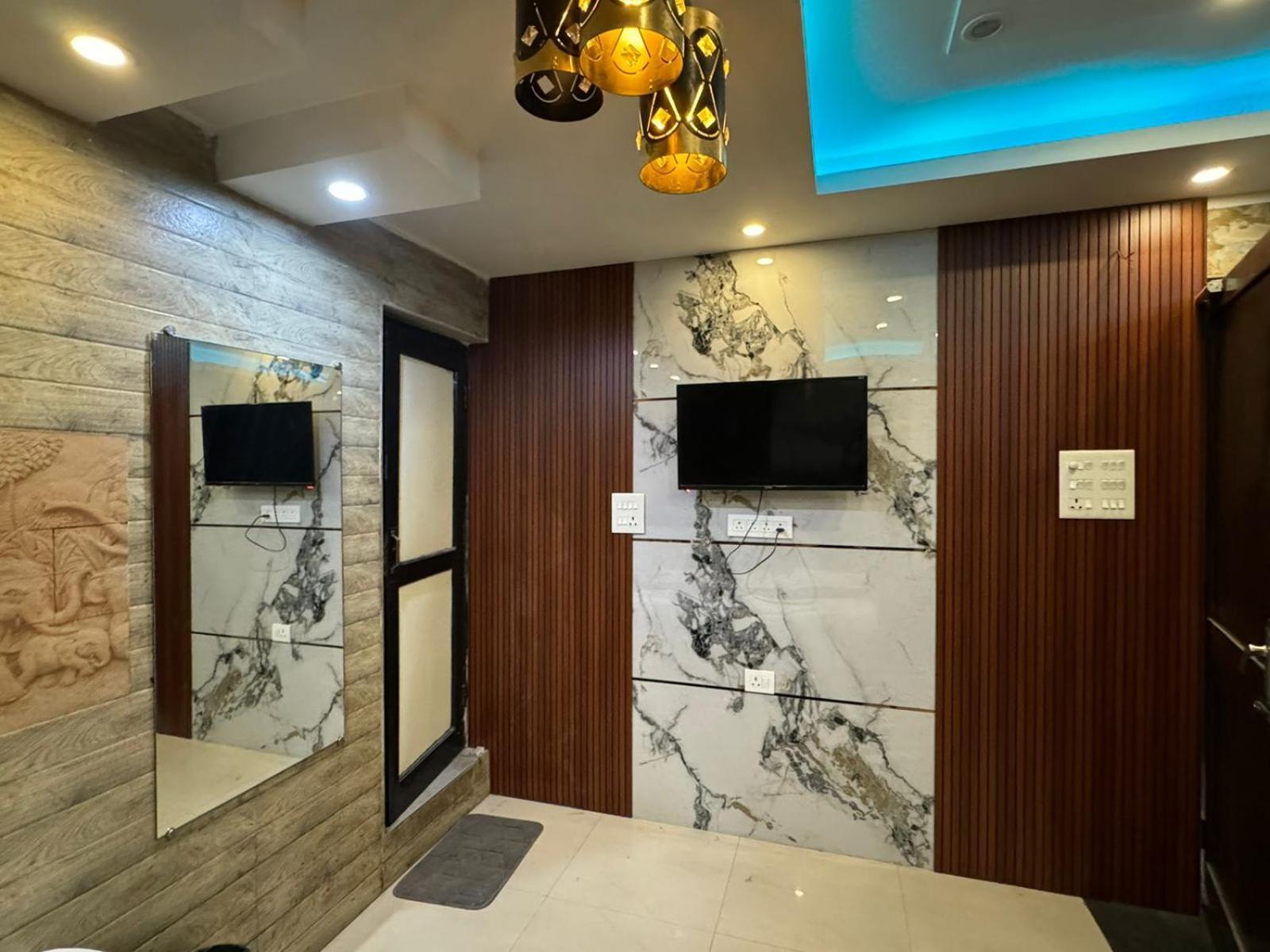 Hotel Dev Ganga Rishikesh Bagian luar foto