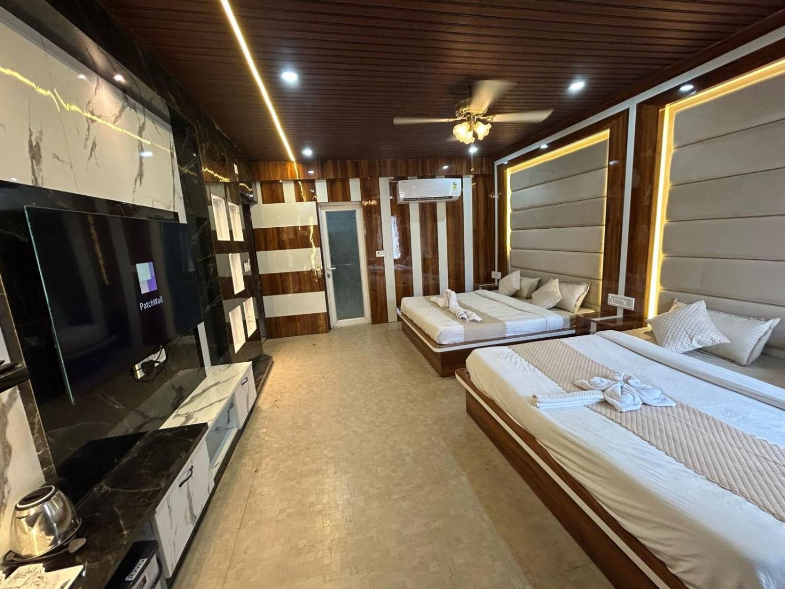 Hotel Dev Ganga Rishikesh Bagian luar foto